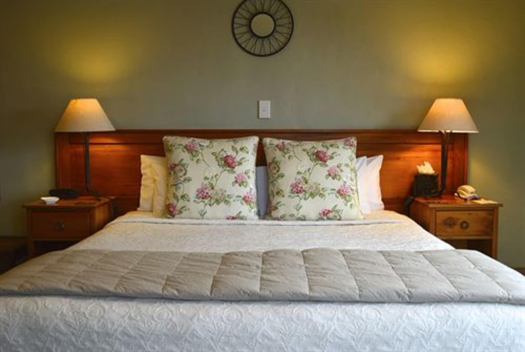 บราวส์บูทิคโฮเต็ล Bed & Breakfast ควีนส์ทาวน์ ภายนอก รูปภาพ