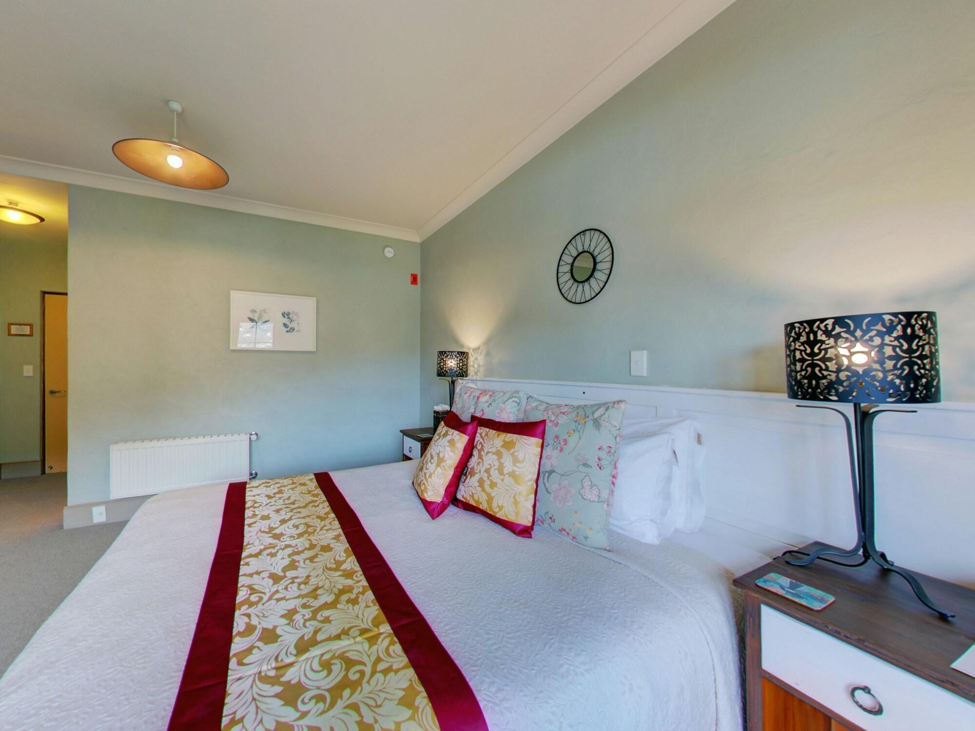 บราวส์บูทิคโฮเต็ล Bed & Breakfast ควีนส์ทาวน์ ภายนอก รูปภาพ