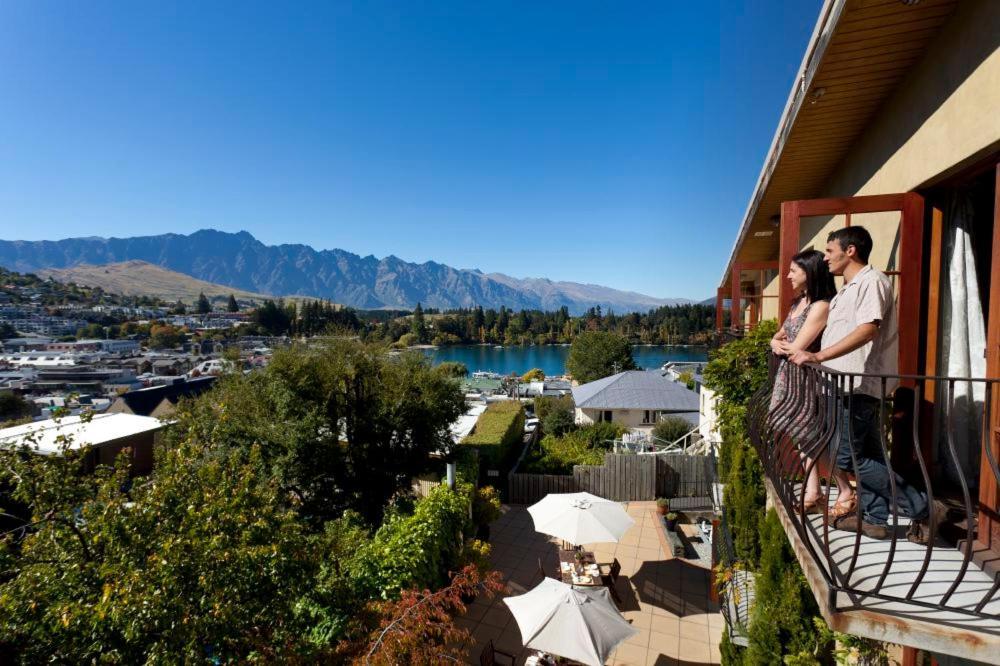บราวส์บูทิคโฮเต็ล Bed & Breakfast ควีนส์ทาวน์ ภายนอก รูปภาพ