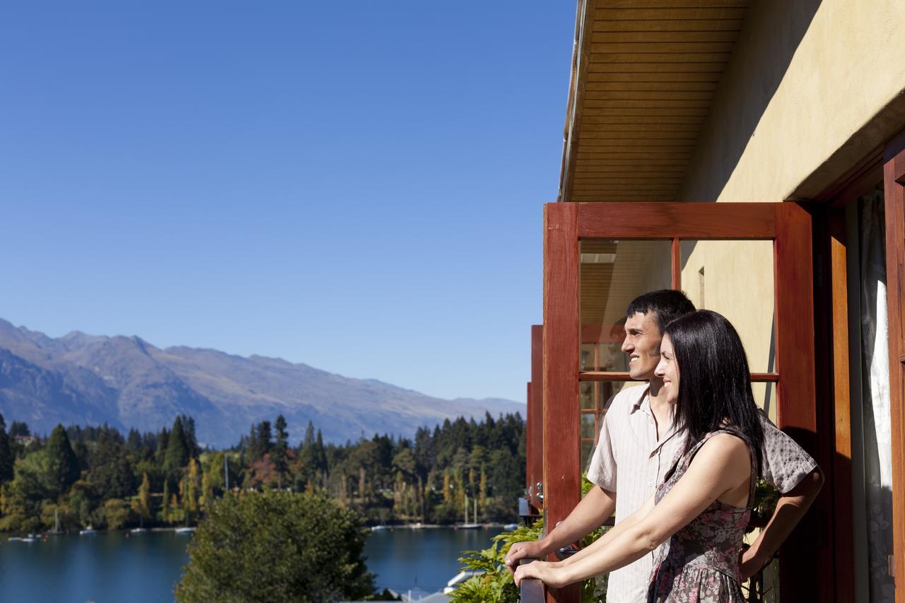 บราวส์บูทิคโฮเต็ล Bed & Breakfast ควีนส์ทาวน์ ภายนอก รูปภาพ